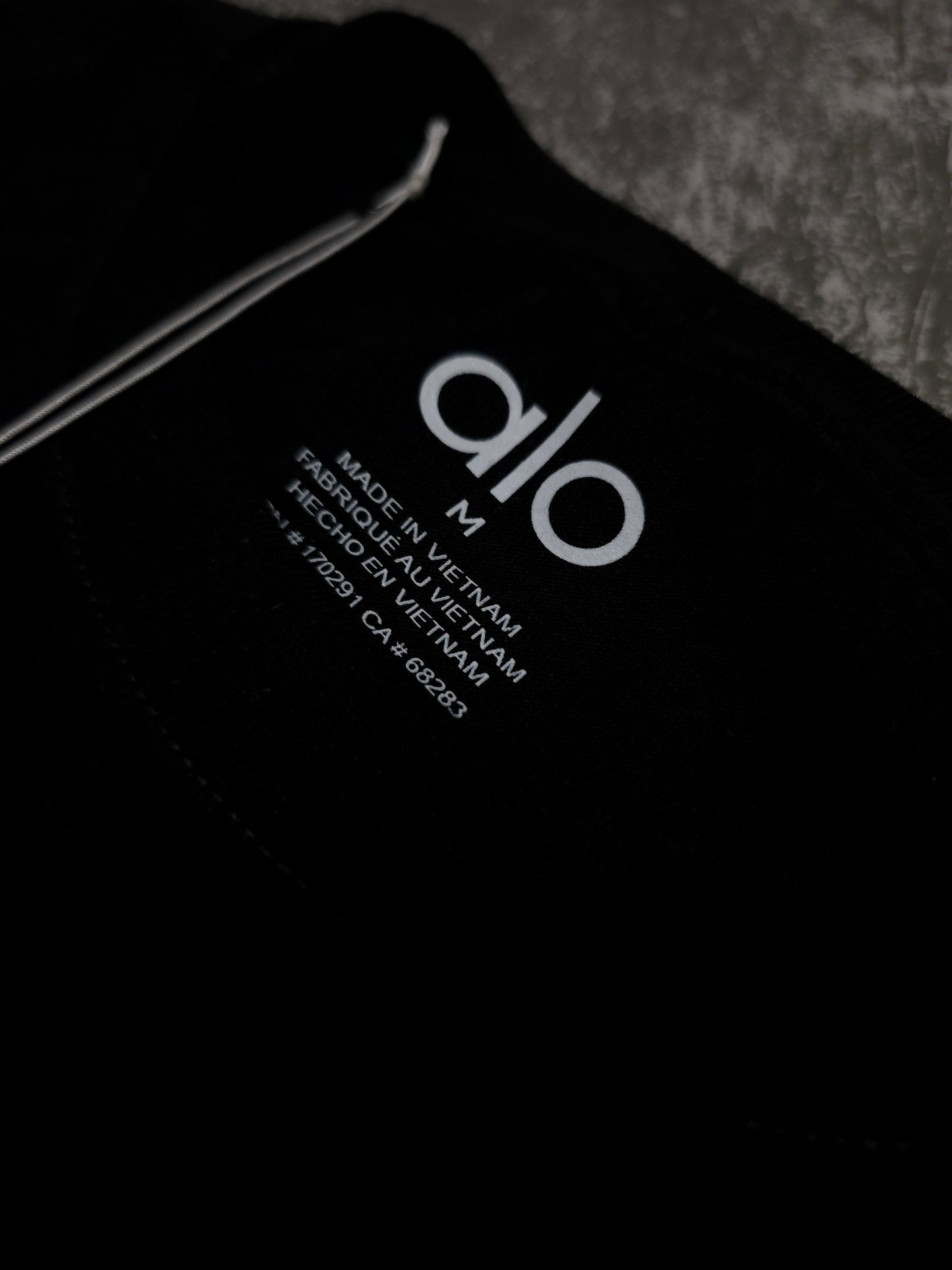 Playera Alo Yoga Classic Premium