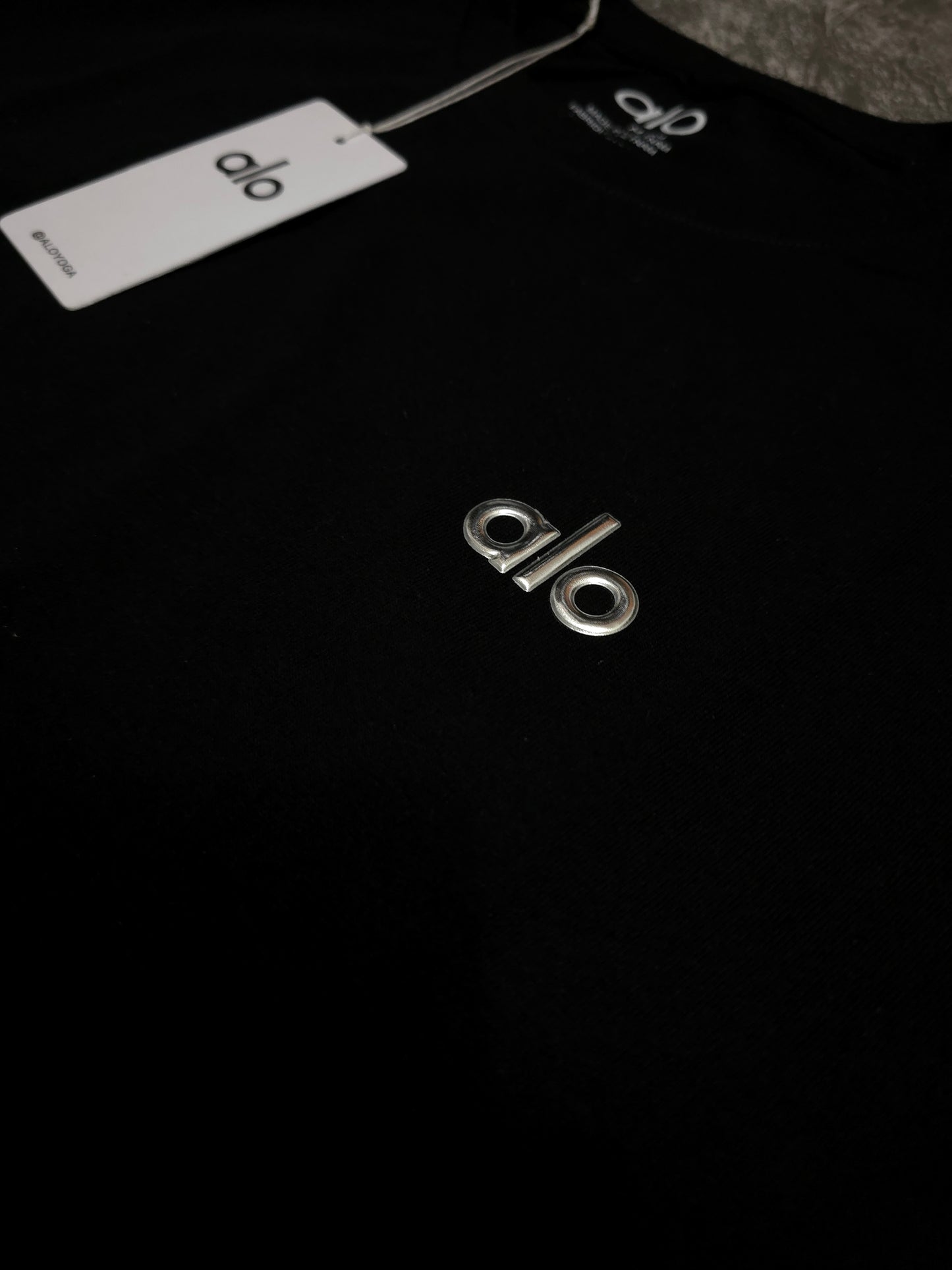 Playera Alo Yoga Classic Premium