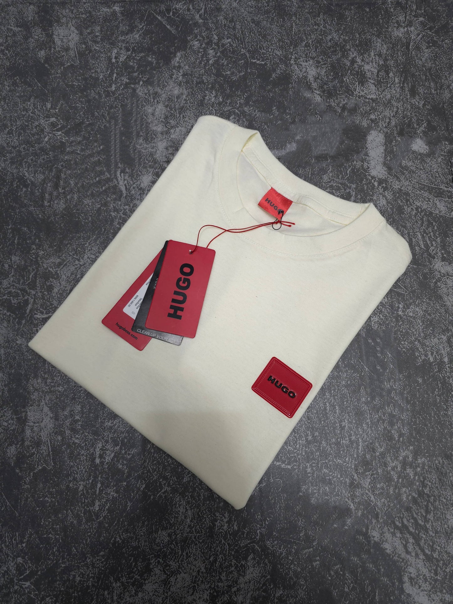 Playera Hugo Rectángulo 3D Premium