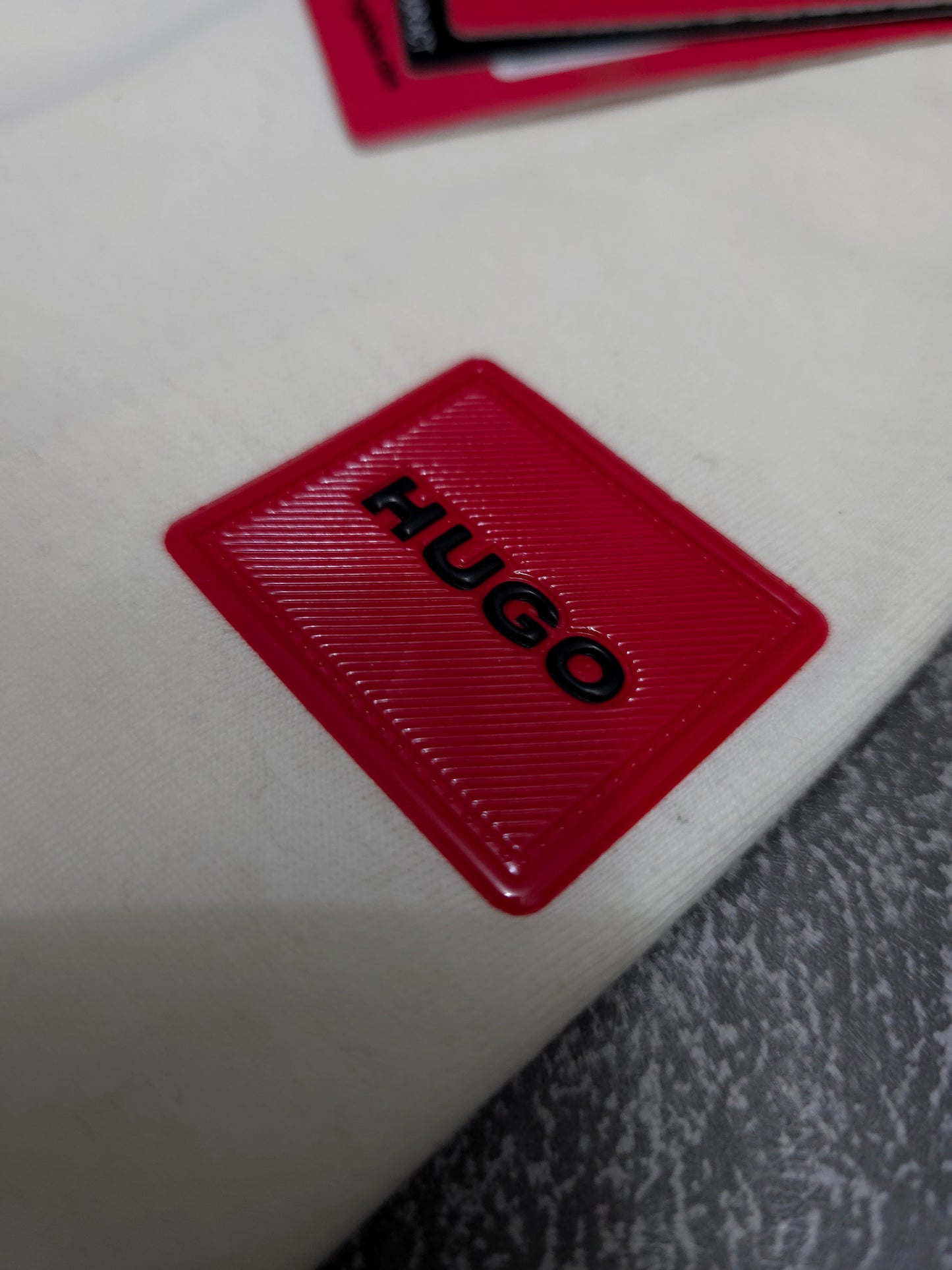Playera Hugo Rectángulo 3D Premium