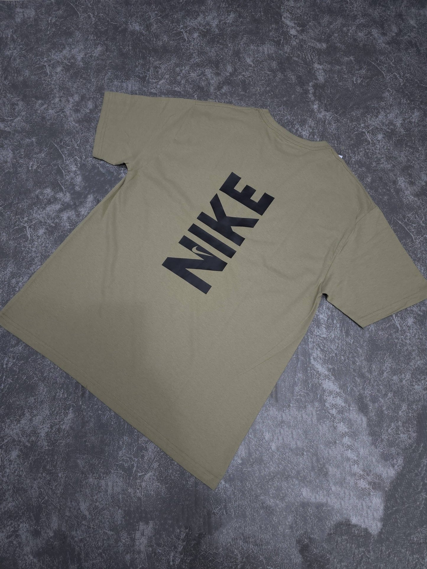 Playera Nike Kaki Letras Negras Premium